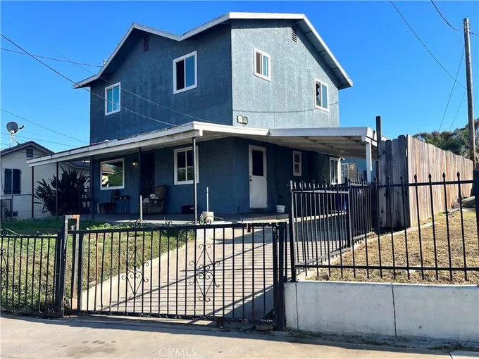 130 East Lanzit Avenue, Los Angeles, CA 90061 for Sale