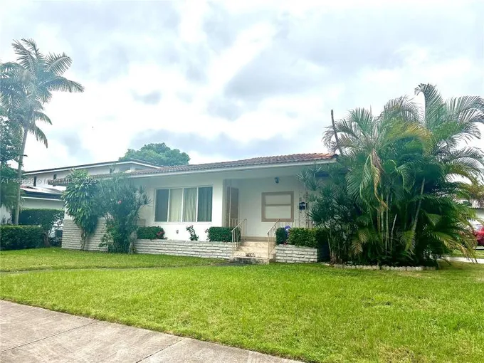46 Malaga Avenue, Coral Gables, FL 33134 for Rent