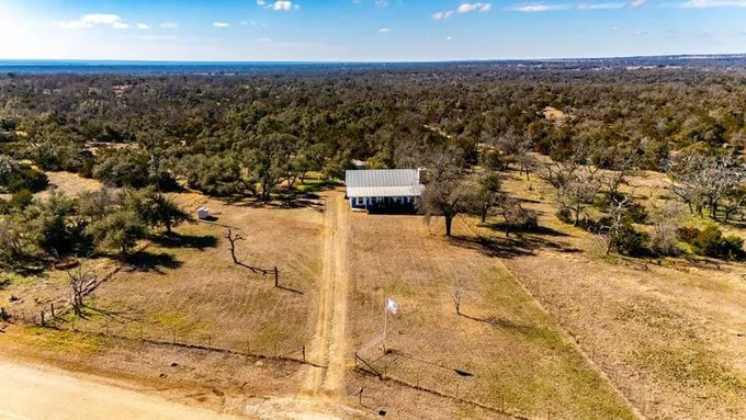 1554 Dinosaur Ranch Rd, Fredericksburg, TX 78624 for Sale
