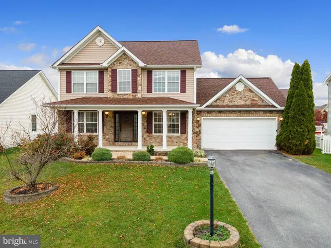 120 Webber Springs Drive, Inwood, WV 25428 for Sale