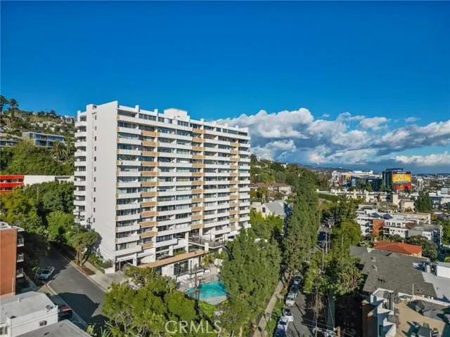 8787 Shoreham B5, West Hollywood CA 90069 for Sale