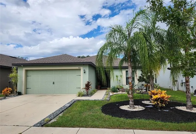 906 Culbreath Green Court, Ruskin, FL 33570 for Sale