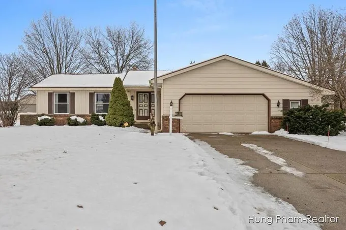 Byron Center, Kent County, MI House for sale Property ID: 418780298