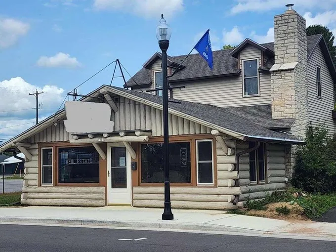 1774 SUPERIOR ST, Three Lakes, WI 54562  622158178 for Sale