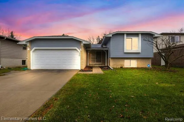 1650 CRESTLINE DR, Troy, MI 48083 Single Family Residence For Sale  MLS# 20230104537