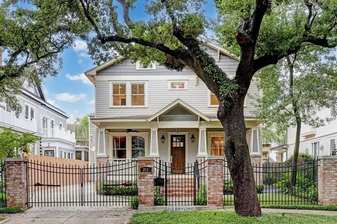 213 Bayland Ave, Houston, TX 77009 for Sale