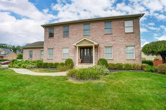 847 ASPEN DR, Tipp City, OH 45371 Single Family Residence For Sale  MLS# 1029770