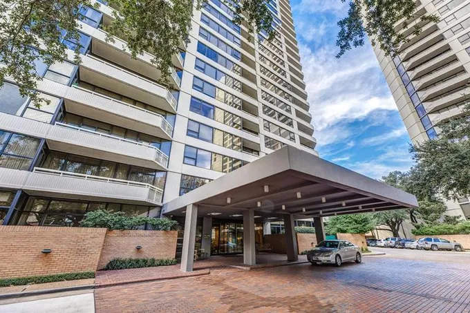 15 Greenway Plz 5C, Houston, TX 77046 for Rent
