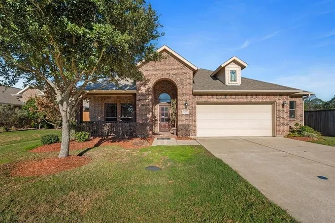 9200 Lisa Ln, Port Arthur, TX 77640 for Sale