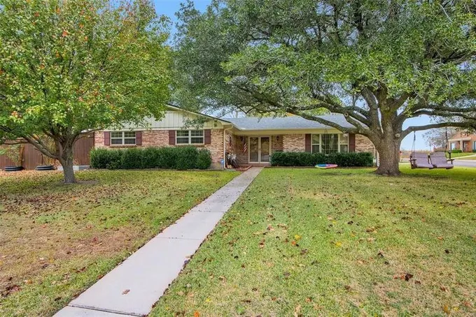 Sherman, Grayson County, TX House for sale Property ID: 418350846