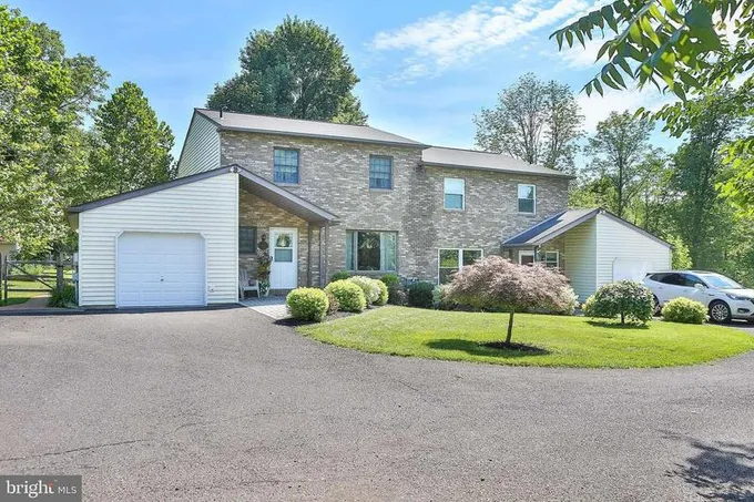 Cedar, PERKASIE, PA 18944  623794595 for Rent