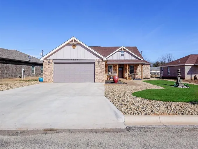 2006 Brooke Ln, brownwood, TX 76801 for Sale