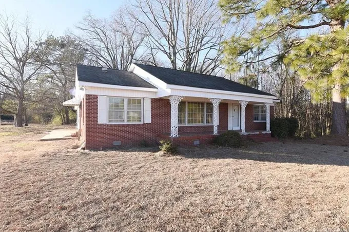 3176 E Davis Rd, Fairmont, NC 28340 - MLS LP718960 for Sale