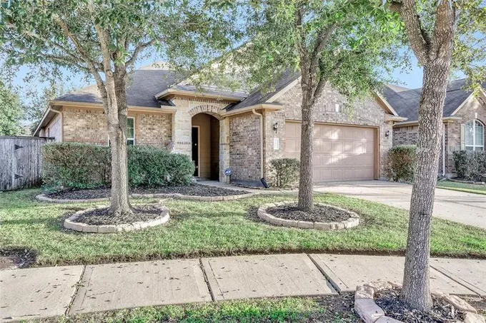 21507 Barrett Knolls Dr, Richmond, TX 77406 for Sale