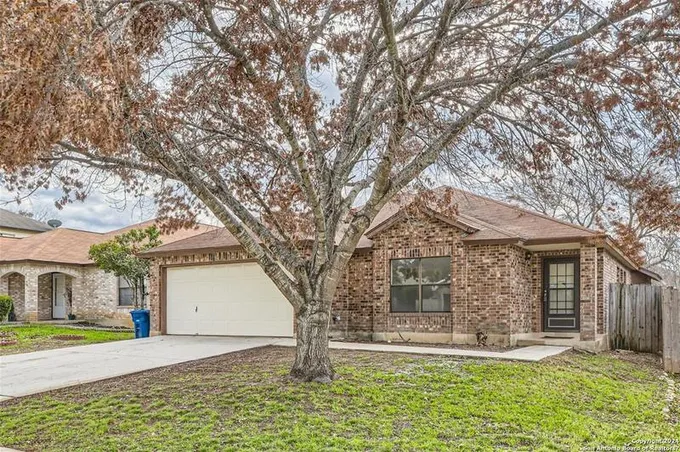 2319 Fox Meadow Dr, San Antonio, TX 78251 for Sale