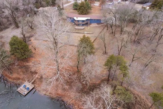 4024 CR 3960, Independence, KS 67301  621432381 for Sale
