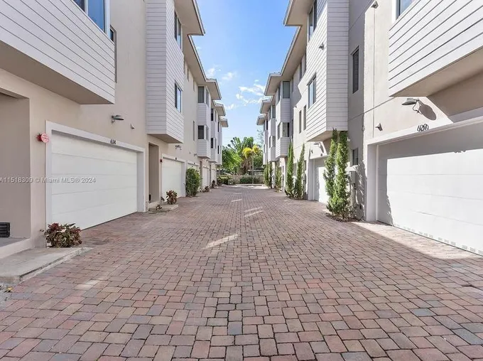 [Address not provided], Fort Lauderdale, FL 33304 - MLS A11518309 for Rent