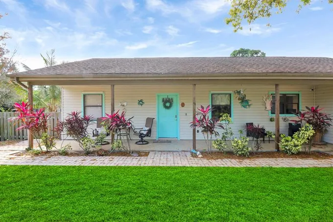701 Bartow St, Fort Pierce, FL 34982  MLS# RX-10955228 for Sale