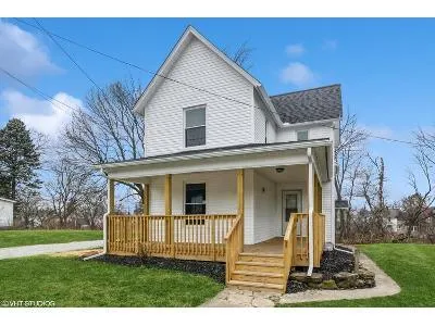 S Diamond St for Sale
