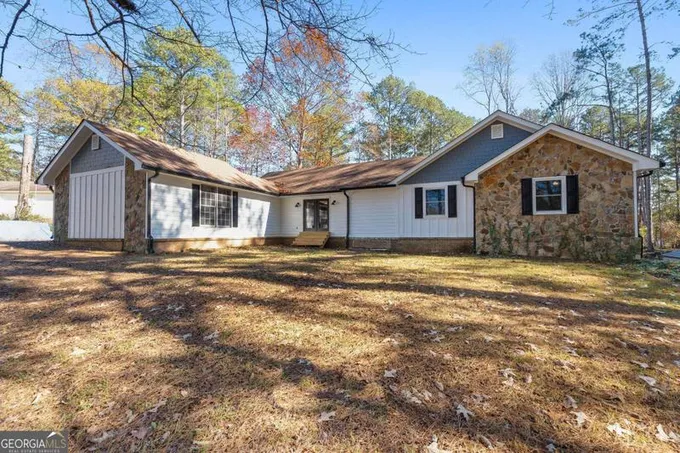 125 Gentry Halt, Fayetteville, GA 30215 for Sale