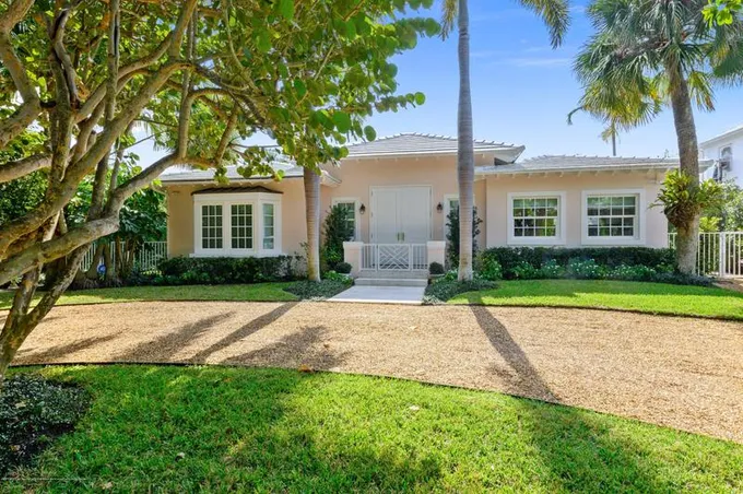 220 Indian Road, Palm Beach, FL 33480 for Sale