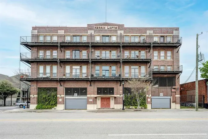 2205 Mckinney St #513, Houston, TX 77003 for Sale