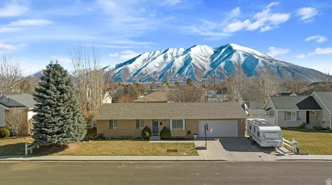 825 S 950 E, Spanish Fork, UT 84660 - MLS 1978778 for Sale
