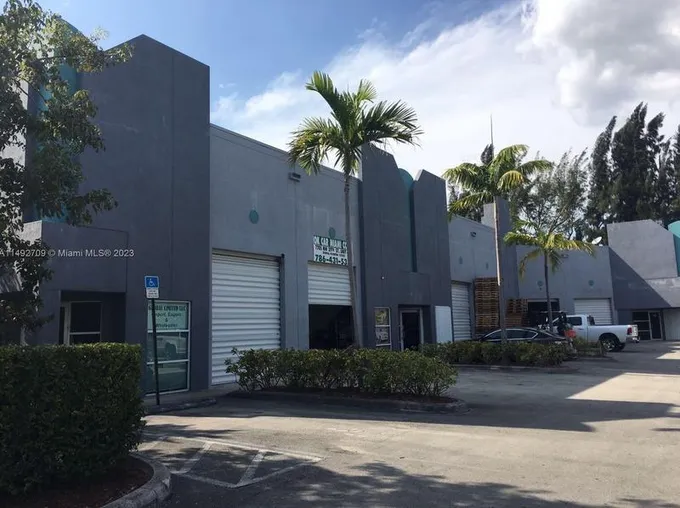 7705 NW 29th St #104, Doral, FL 33122 - MLS A11492709 for Sale