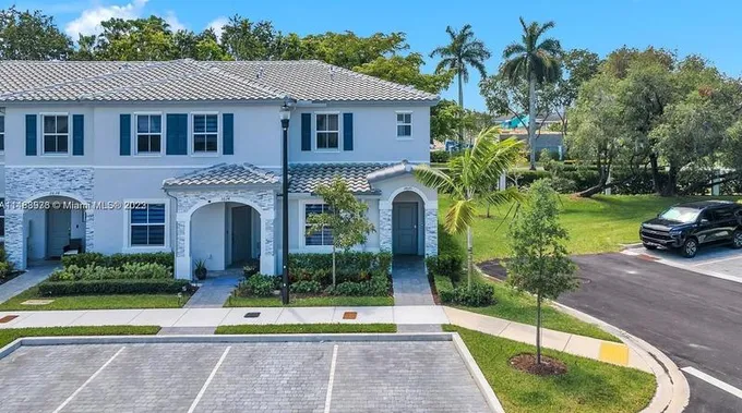 1640 SE 27th Terrace #1640, Homestead, FL 33035 - MLS A11468976 for Sale