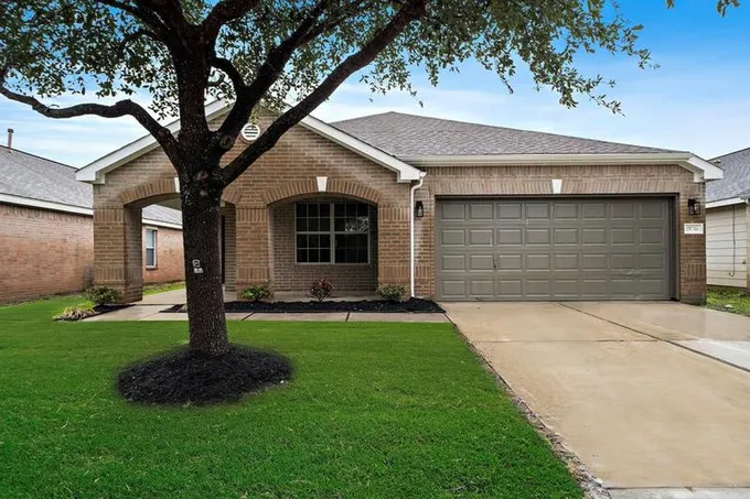 19714 Bold River Rd, Tomball, TX 77375 for Sale