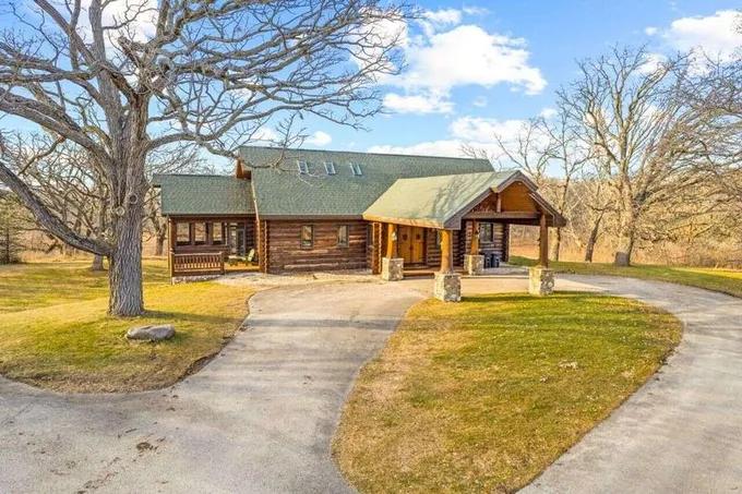 W1560 County Road J -, Mukwonago, WI 53149  624499330 for Sale