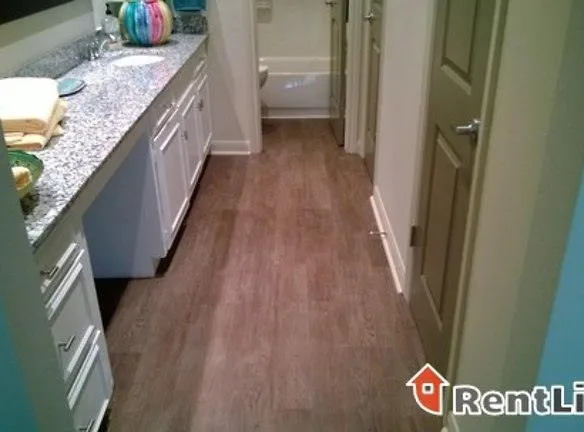 1307 Wilcrest Dr - Houston, TX 77042 - Home For Rent
