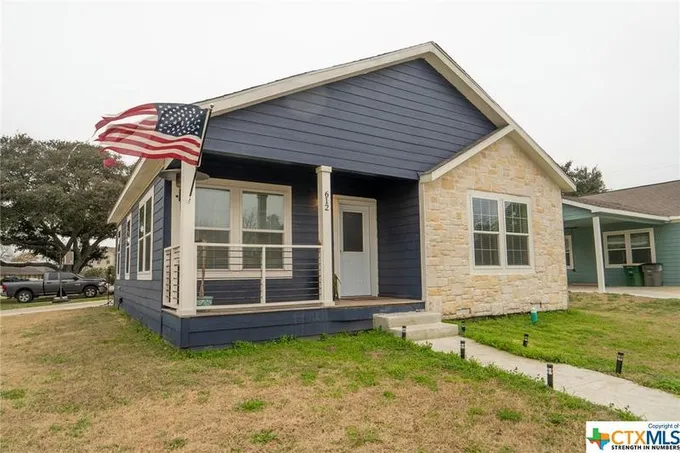 612 ROSEWOOD DR, Victoria, TX 77901 Single Family Residence For Sale  MLS# 532417