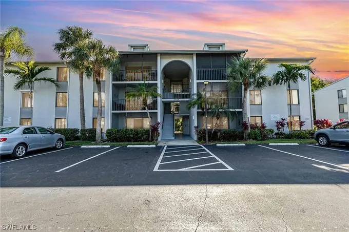 9650 GREEN CYPRESS LN APT 15, FORT MYERS, FL 33905 Condo/Townhouse For Sale  MLS# 224013244