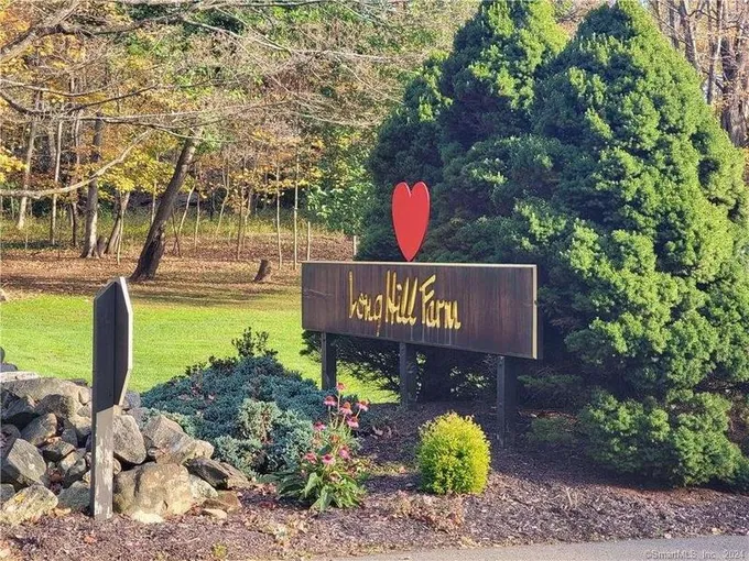 55 Long Hill Farm, Guilford, CT 06437  624040462 for Sale