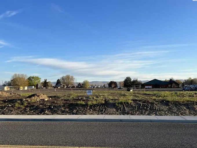 Sunnyside, Yakima County, WA Commercial Property, Homesites for sale Property ID: 416008505