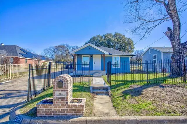 2103 DANNER ST, Fort Worth, TX 76105 Single Family Residence For Sale  MLS# 20524416