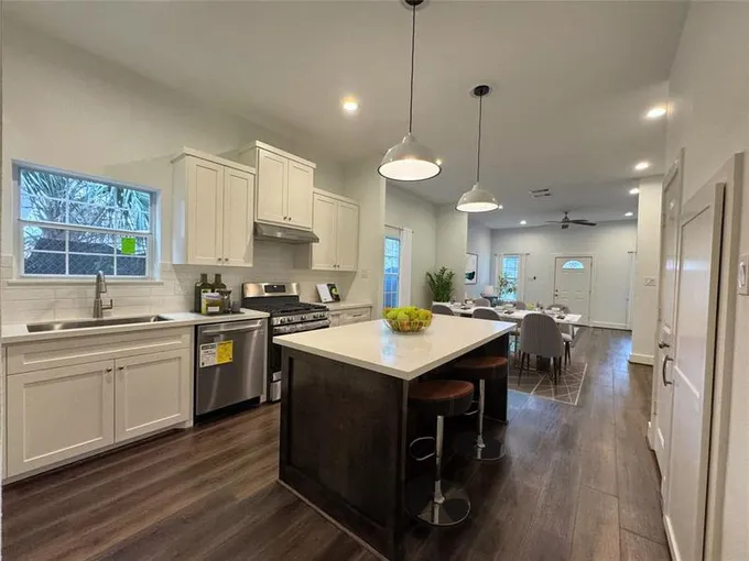 1919 Fulton St A, Houston, TX 77009 for Rent