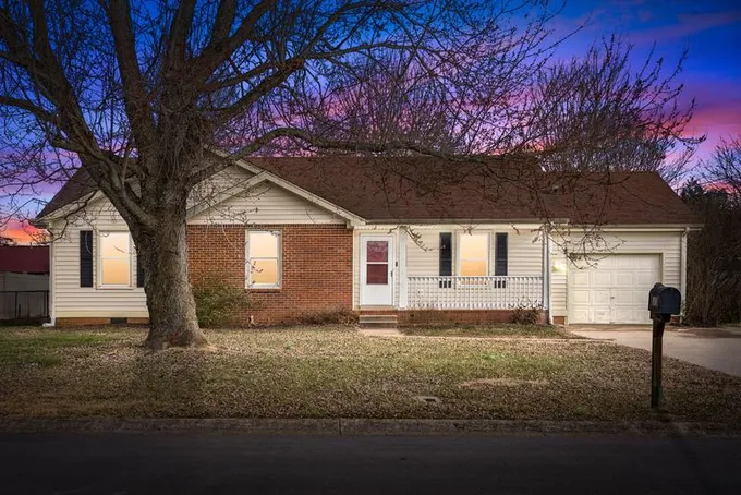 3415 Polly Drive, Clarksville, TN 37042 for Sale