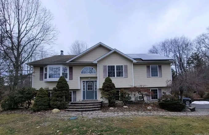13 Shoddy Hollow Rd, Otisville, NY 10963 - MLS H6286962 for Rent