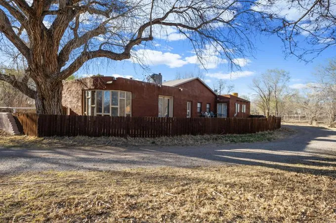 5348 MALPAIS LN SW, Los Lunas, NM 87031 Single Family Residence For Sale  MLS# 1033234