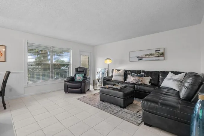 2929 Southeast Ocean Boulevard, Unit 1346, Stuart, FL 34996 for Sale