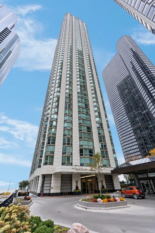 195 North Harbor Drive, Unit 1407, Chicago, IL 60601 for Sale