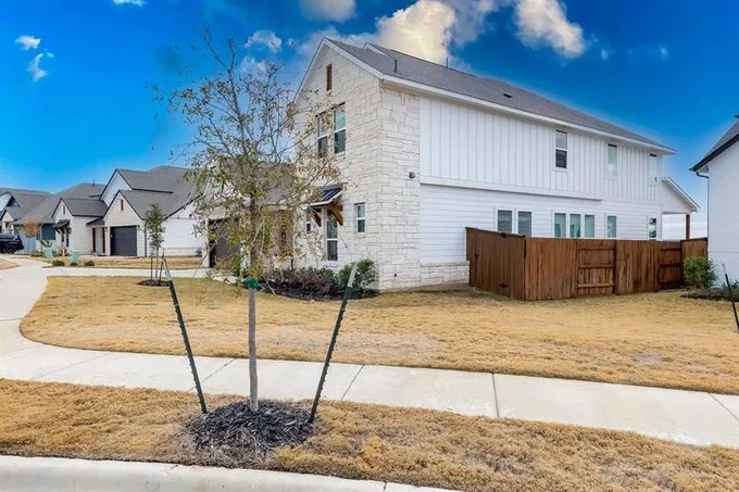 551 Round Valley Trl, Liberty Hill, TX 78642 for Rent