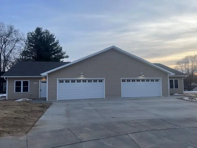 1940 Retzlaff Drive, Reedsburg, WI 53959 for Sale
