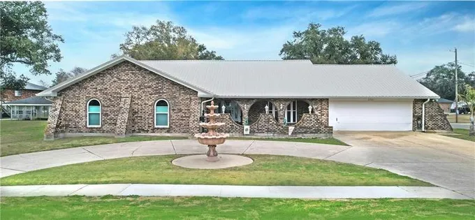 2751 JEAN LAFITTE BLVD, Lafitte, LA 70067 Single Family Residence For Sale  MLS# 2430830
