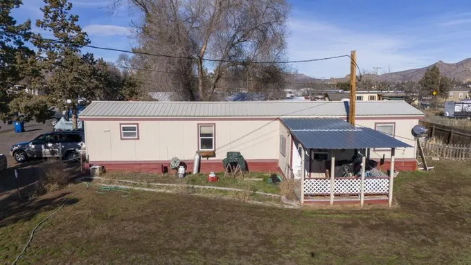 8572 7th Street, Terrebonne OR 97760 for Sale