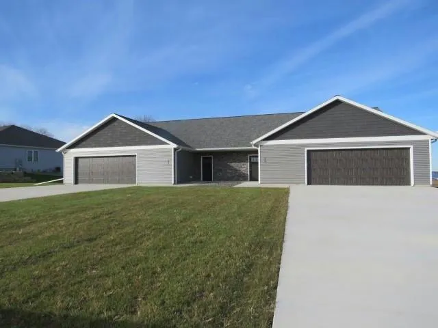 131 LINDEN LN, Fox Lake, WI 53933 Single Family Residence For Sale  MLS# 1954409