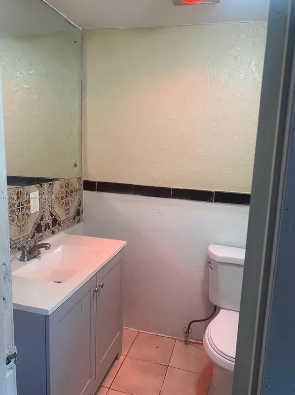 2114 NW 5th St, Pompano Beach, FL 33069 - MLS A11409111 for Sale