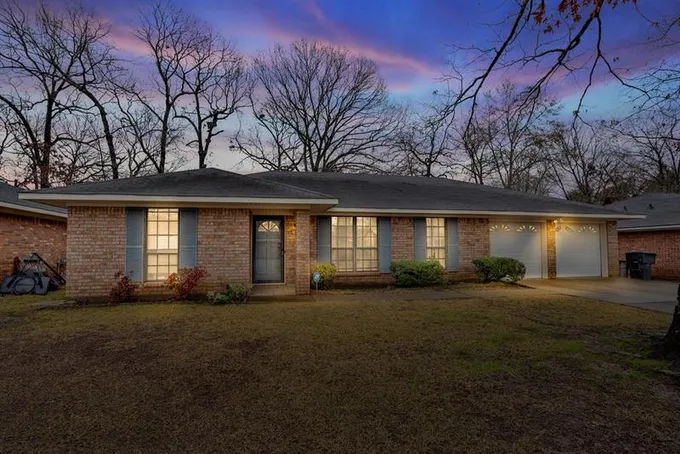 9817 W Trails End, Shreveport, LA 71118 for Sale
